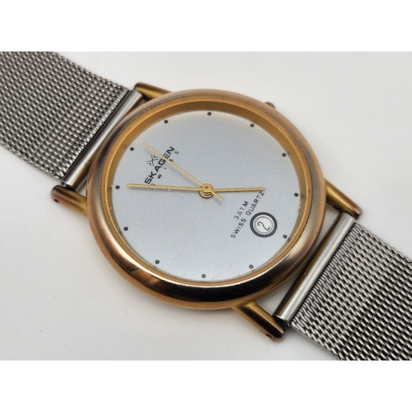 Vintage Authentic SKAGEN SWISS 7 Jewels 3ATM Date Indicator Quartz Wristwatch - Picture 1 of 12